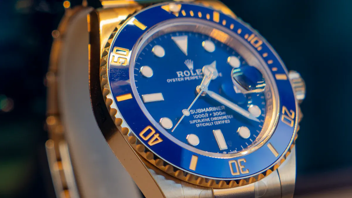 Men’s vs Women’s Watches: Design, Size & Style Differences