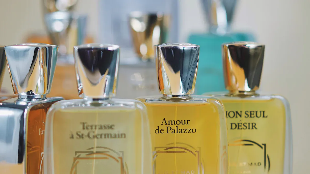 Fragrance Guide: Understanding Perfume Notes, Concentrations & Longevity